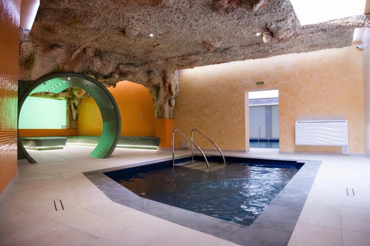 Imperial Hotel&Spa - Băile Olăneşti Buitenkant foto